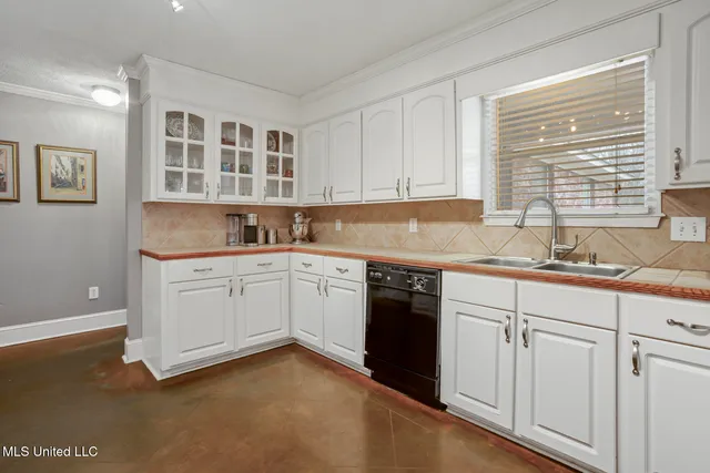 $275,000 | 115 West Elbridge Way, Canton, MS 39046