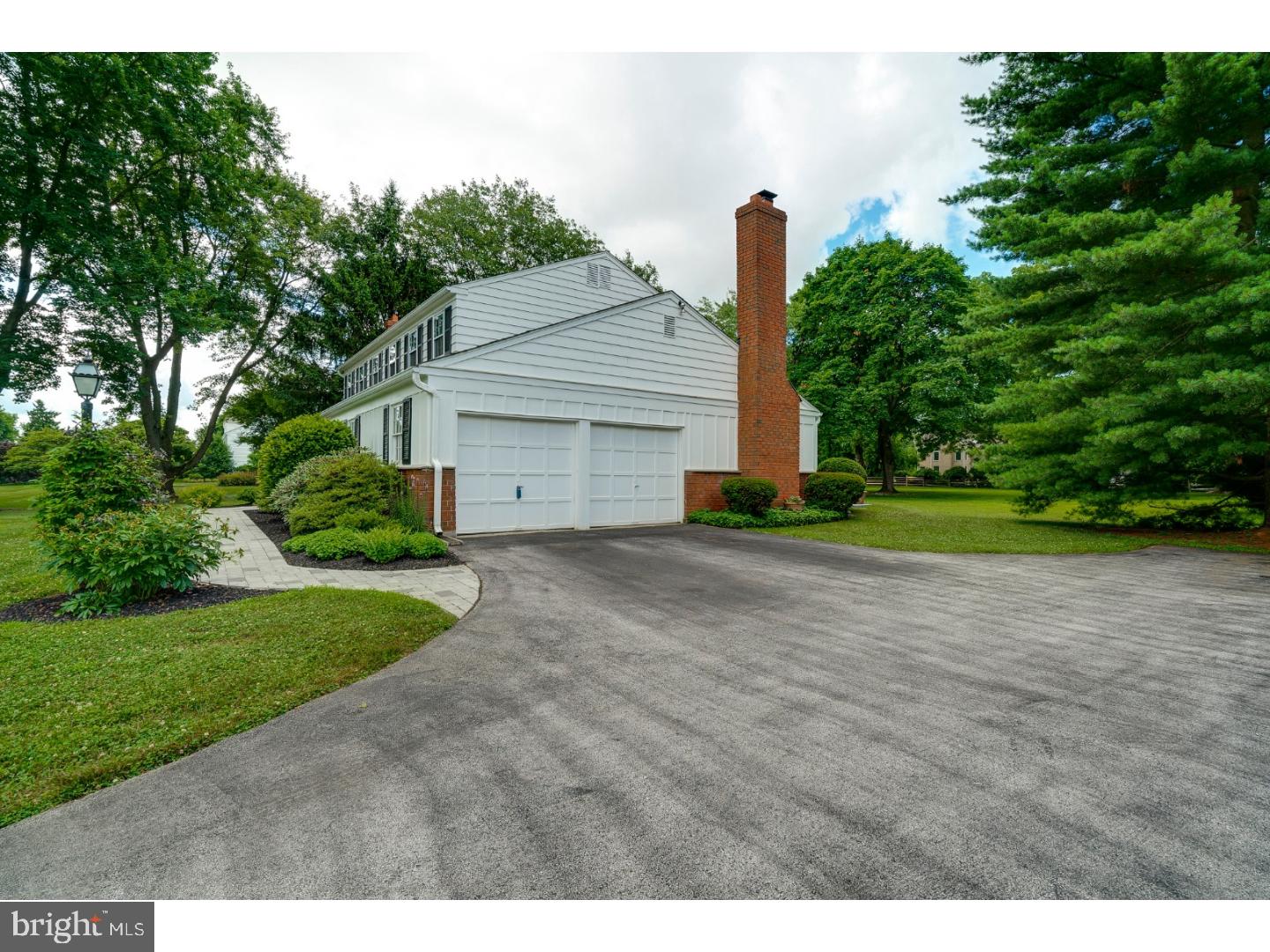 1237 Waterford Road West Chester, PA 19380 - Photo 3 of 25 Garage