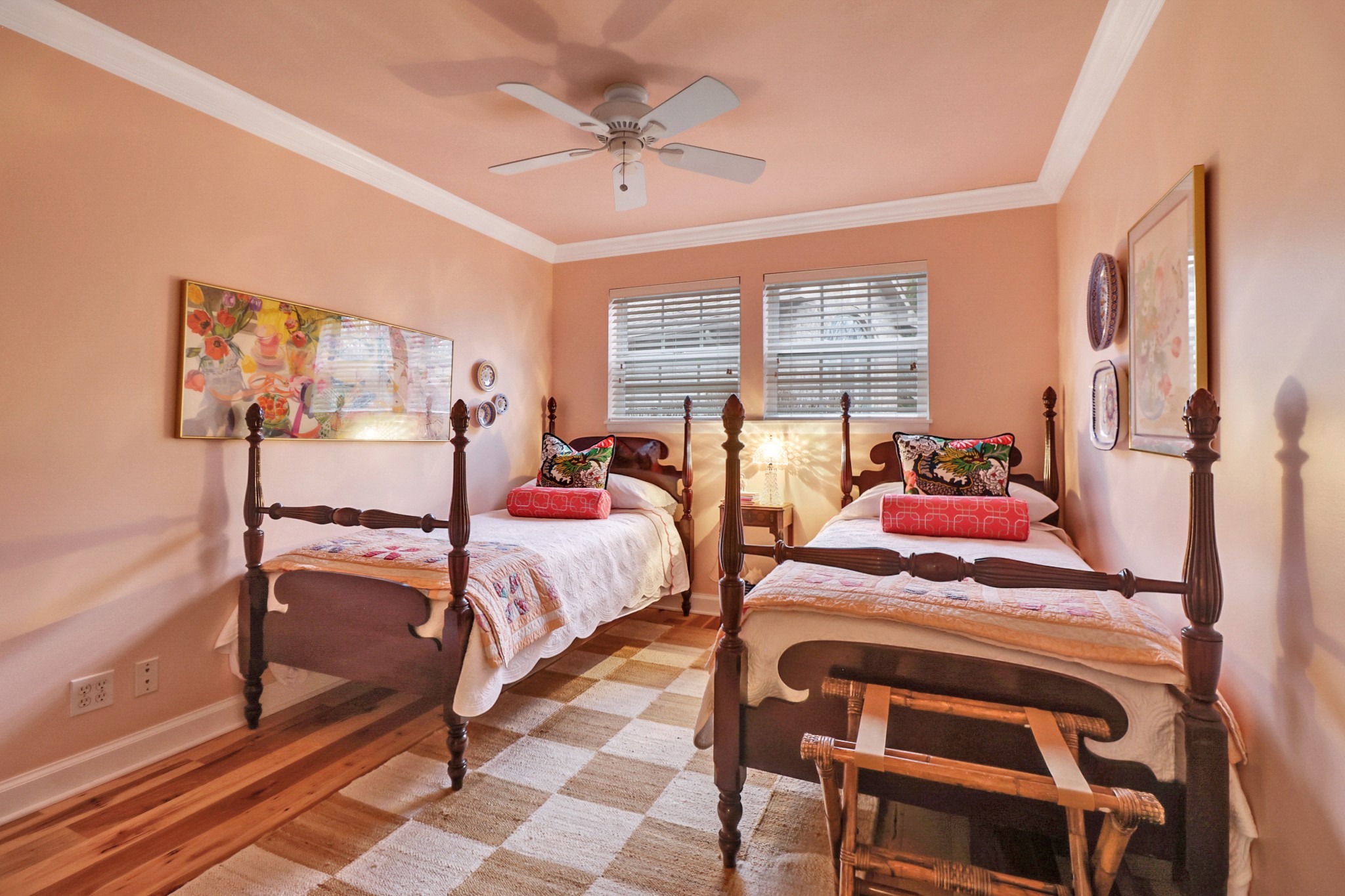 138 Rutgers Circle Crossville, TN 38558 - Photo 26 of 45 a bedroom with a bed and a window