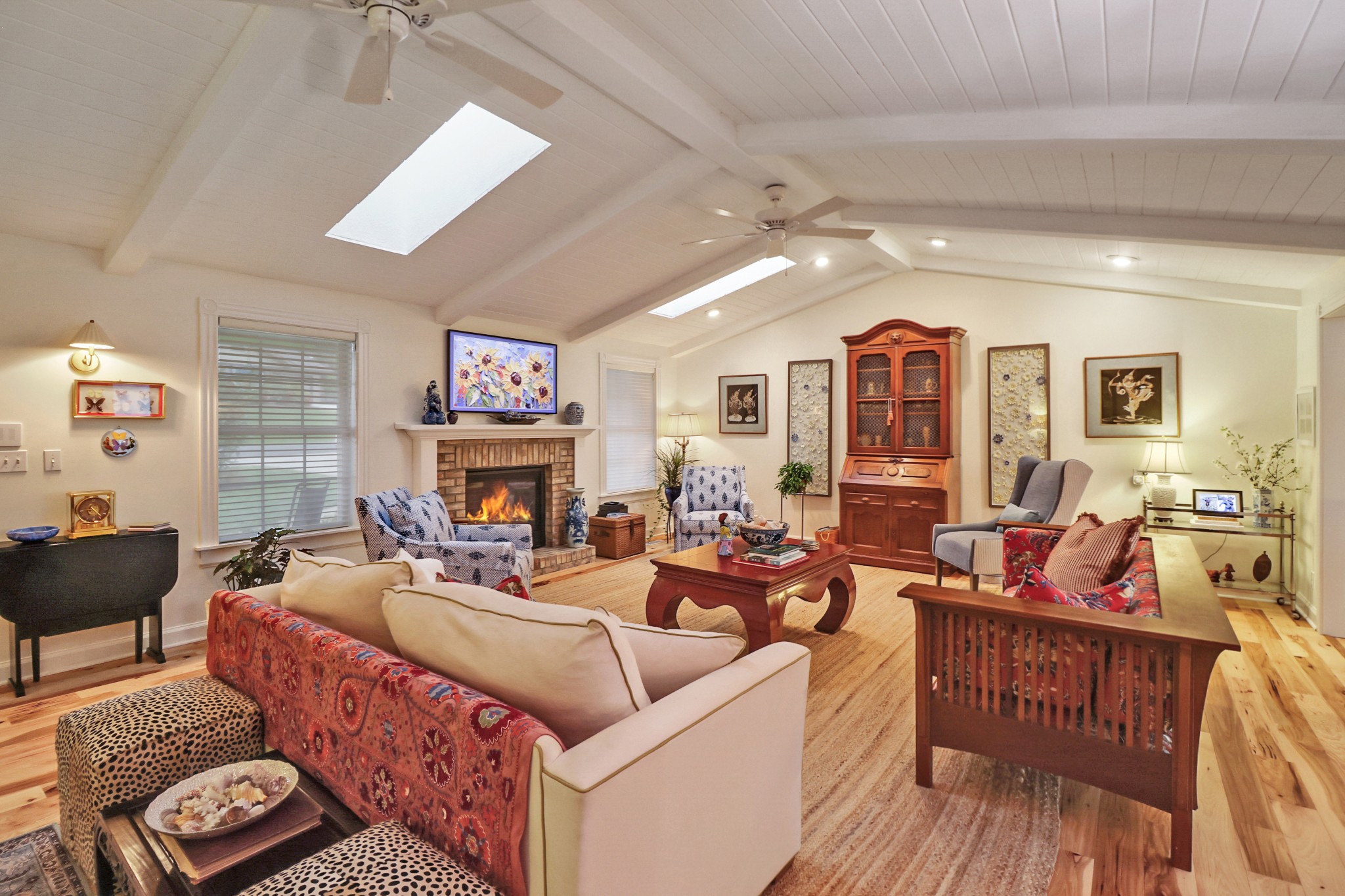 138 Rutgers Circle Crossville, TN 38558 - Photo 7 of 45 a living room with fireplace furniture and a wooden floor
