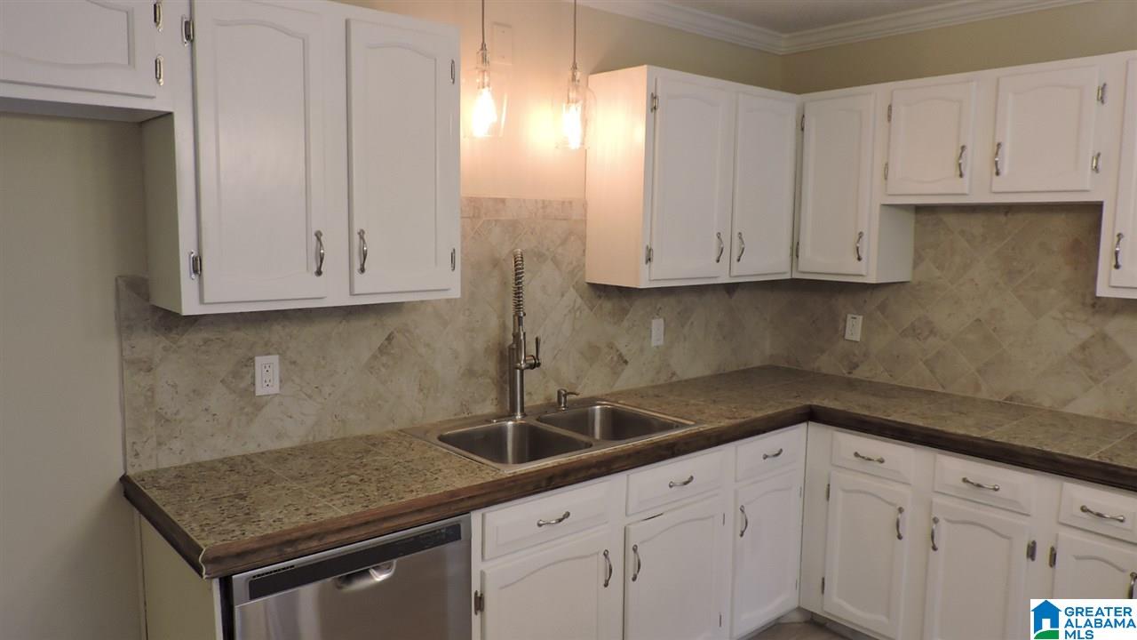 4008 Rock Ridge Road Birmingham, AL 35210 - Photo 19 of 46