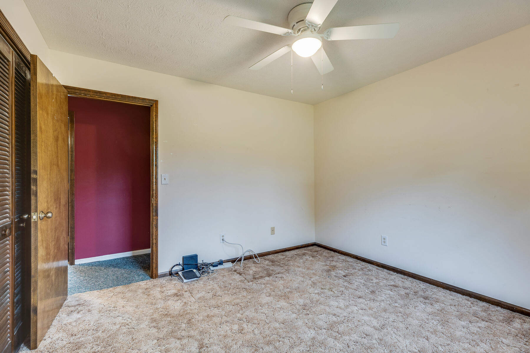 112 Unaka Subdivision Road Elizabethton, TN 37643 - Photo 23 of 49 024