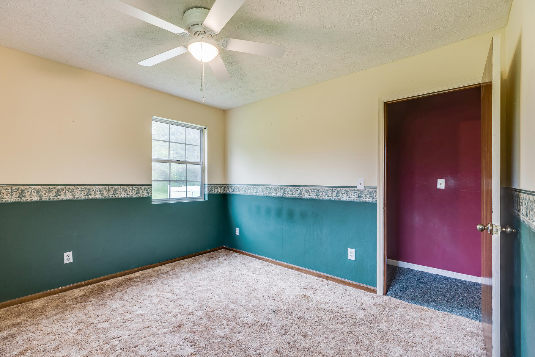 112 Unaka Subdivision Road Elizabethton, TN 37643 - Photo 30 of 49 020