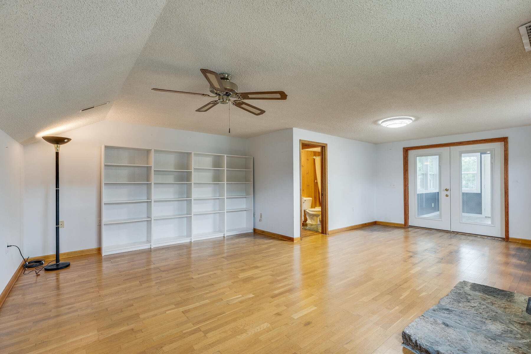 112 Unaka Subdivision Road Elizabethton, TN 37643 - Photo 34 of 49 027
