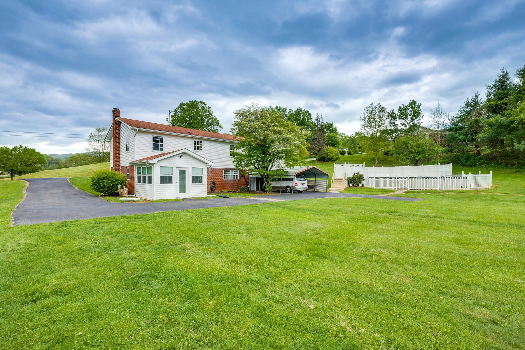 112 Unaka Subdivision Road Elizabethton, TN 37643 - Photo 46 of 49 040