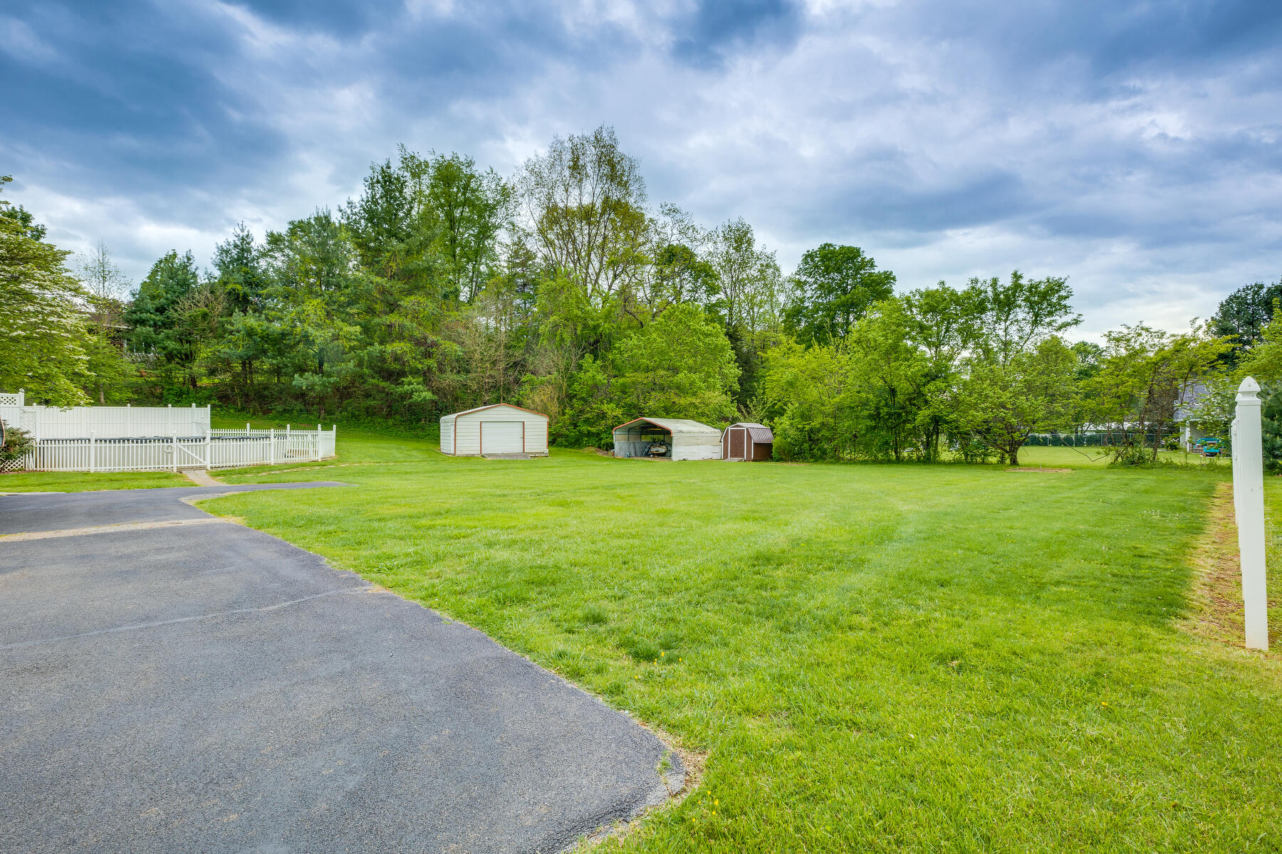 112 Unaka Subdivision Road Elizabethton, TN 37643 - Photo 47 of 49 041