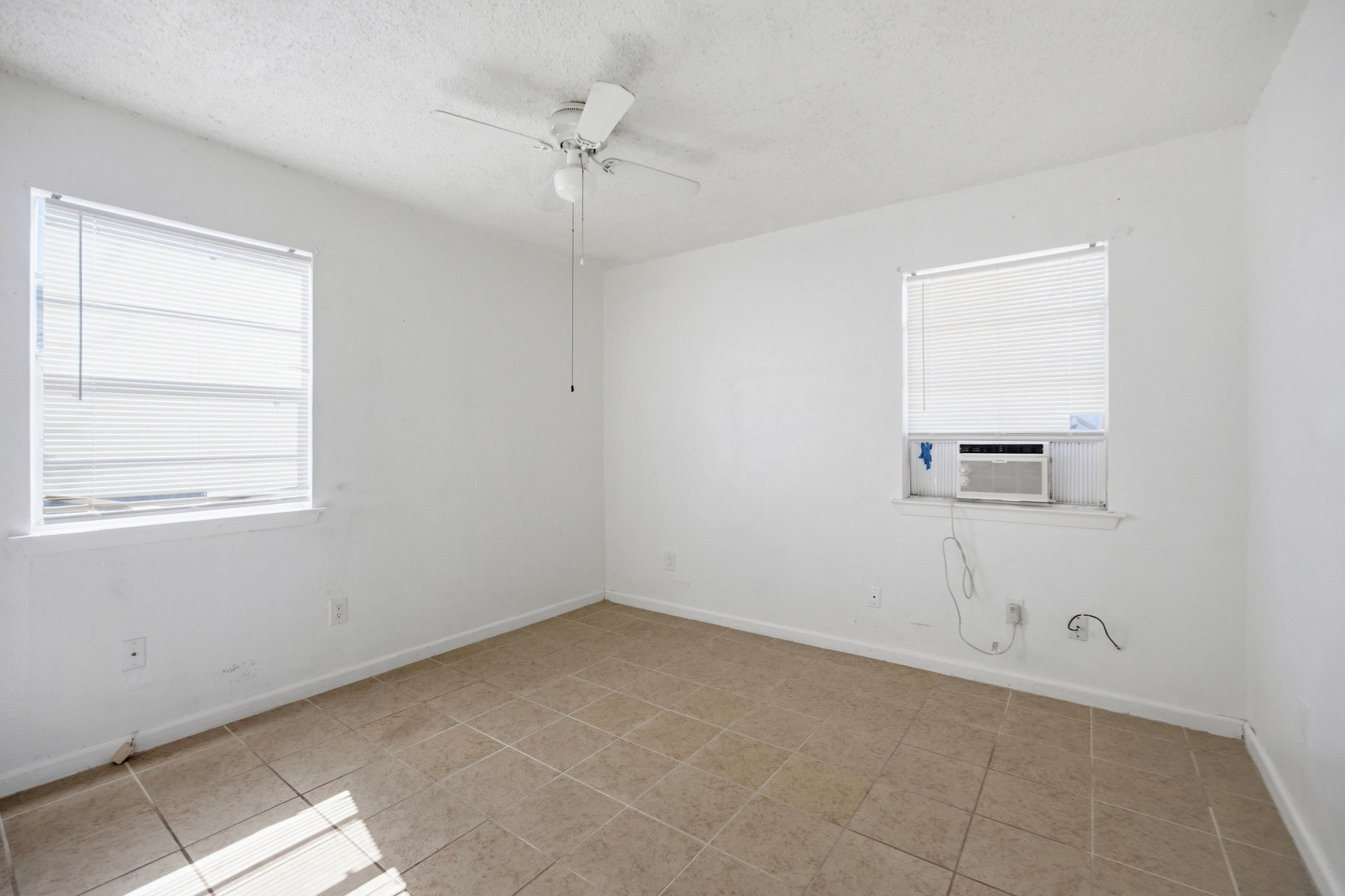 202 Forest Street Georgetown, TX 78626 - Photo 21 of 36