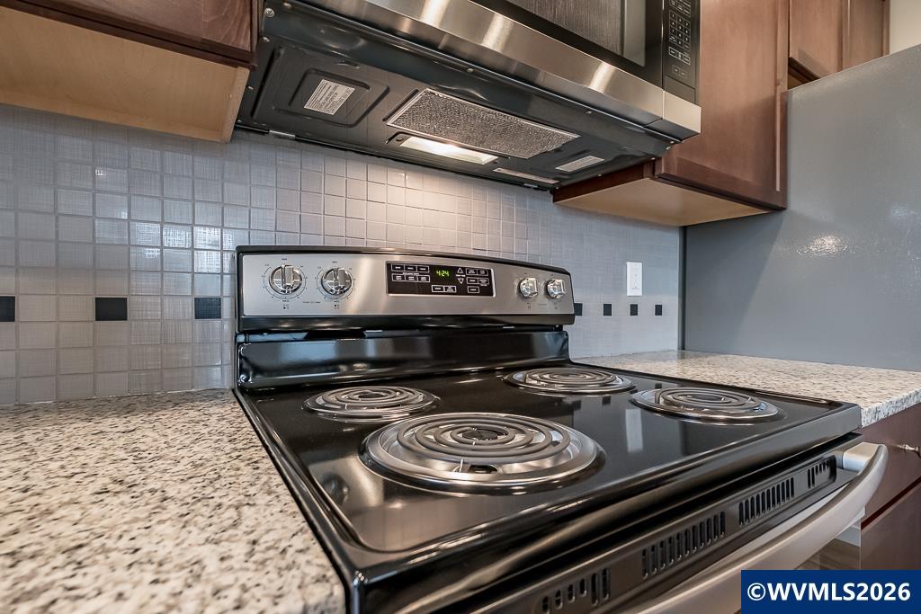 400 West Rose Street Lebanon, OR 97355 - Photo 6 of 40