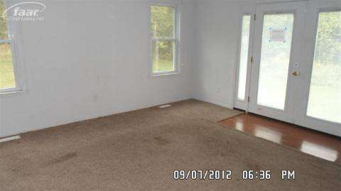 13337 Nichols Road Montrose, MI 48457 - Photo 7 of 9 20152938-6.JPG