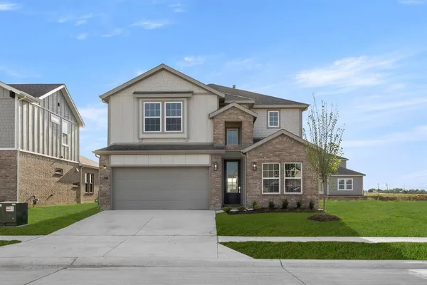$439,950 | 1728 Sage Gdn Drive, Krum, TX 76249