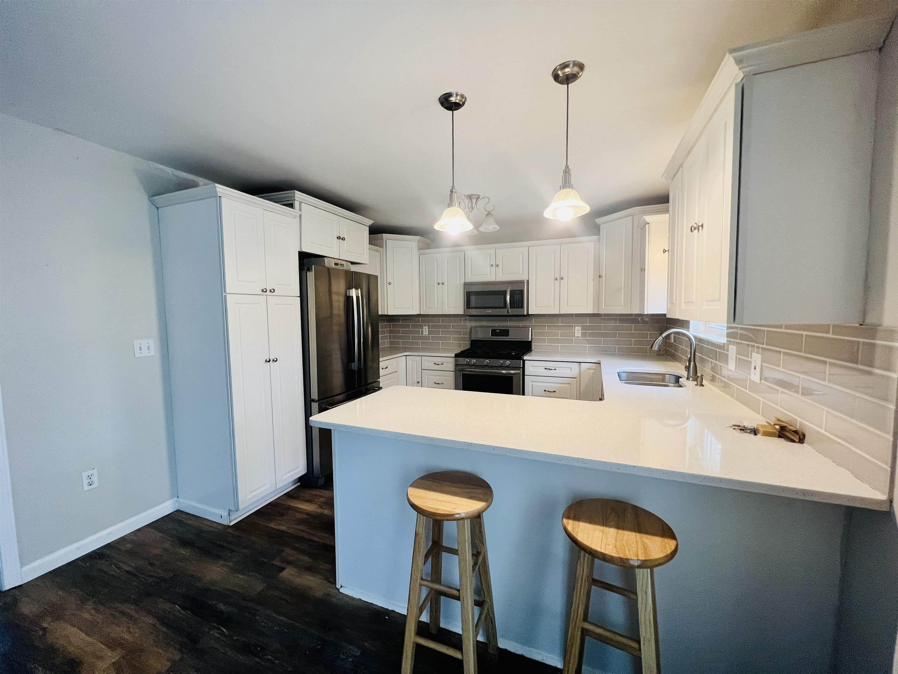 7371 North Nichols Road Flushing, MI 48433 - Photo 8 of 57 50098759-7.JPG