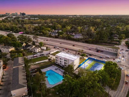 $875,000 | 12812 Verdi Drive, Houston, TX 77024