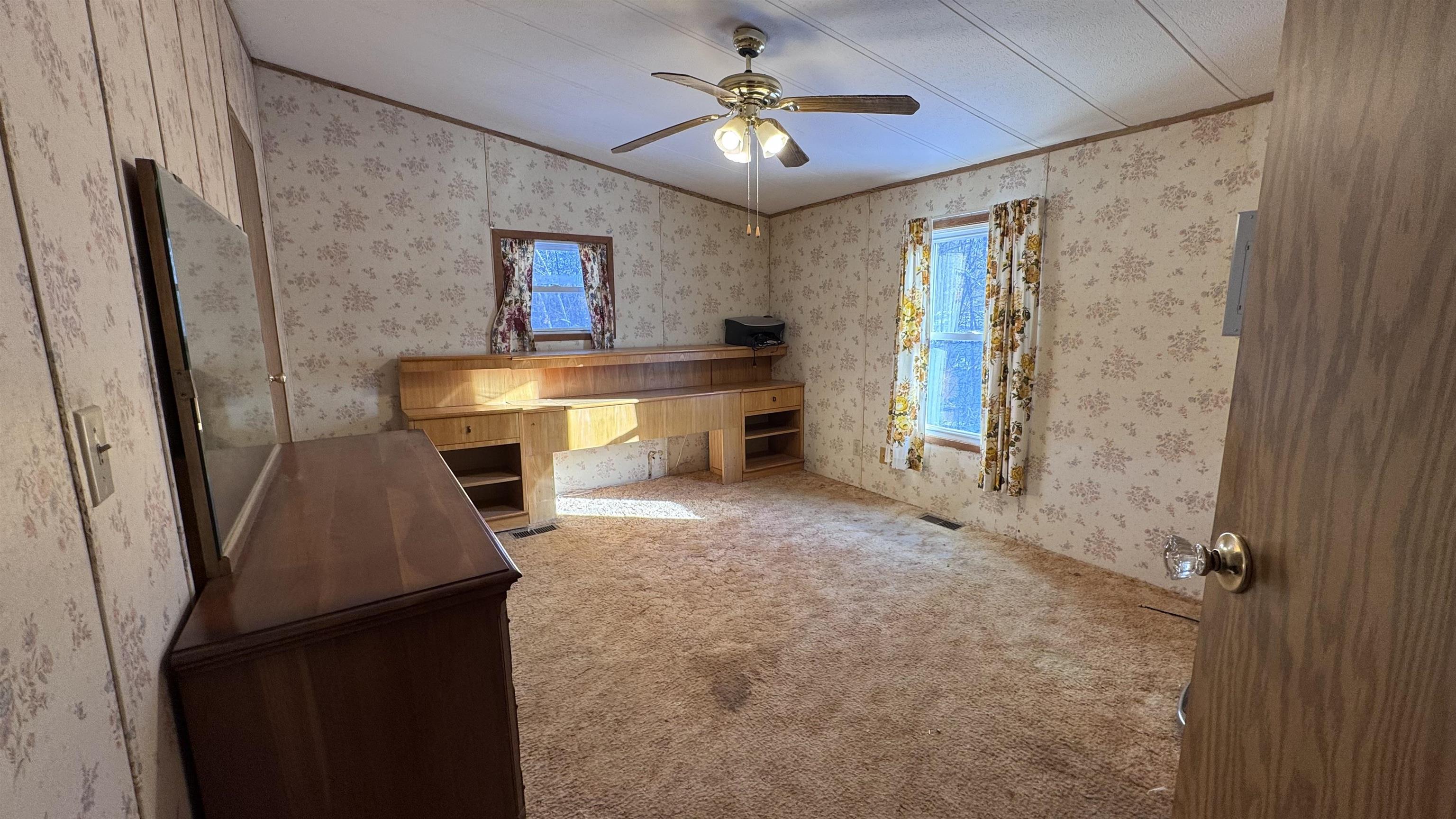 540 Depot Road Tamworth, NH 03886 - Photo 20 of 31 Gallery Image 20