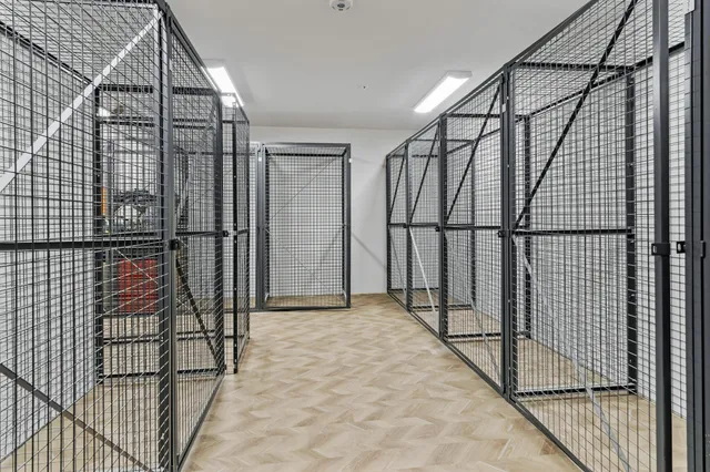 $1,624 | 5945 6th Avenue, Unit 402, Kenosha, WI 53140