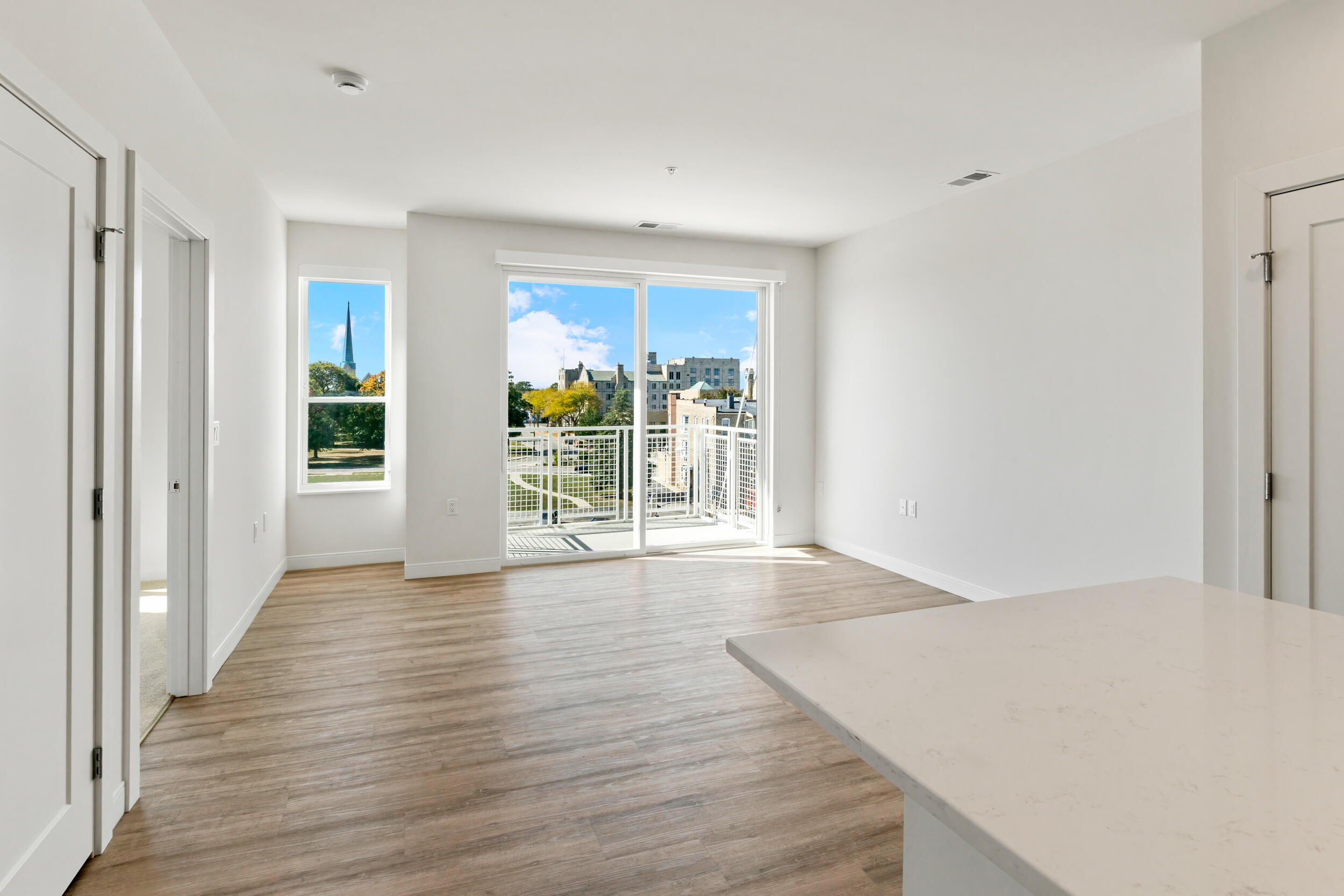 5945 6th Avenue, Unit 402 Kenosha, WI 53140 - Photo 4 of 24 IMG_0581