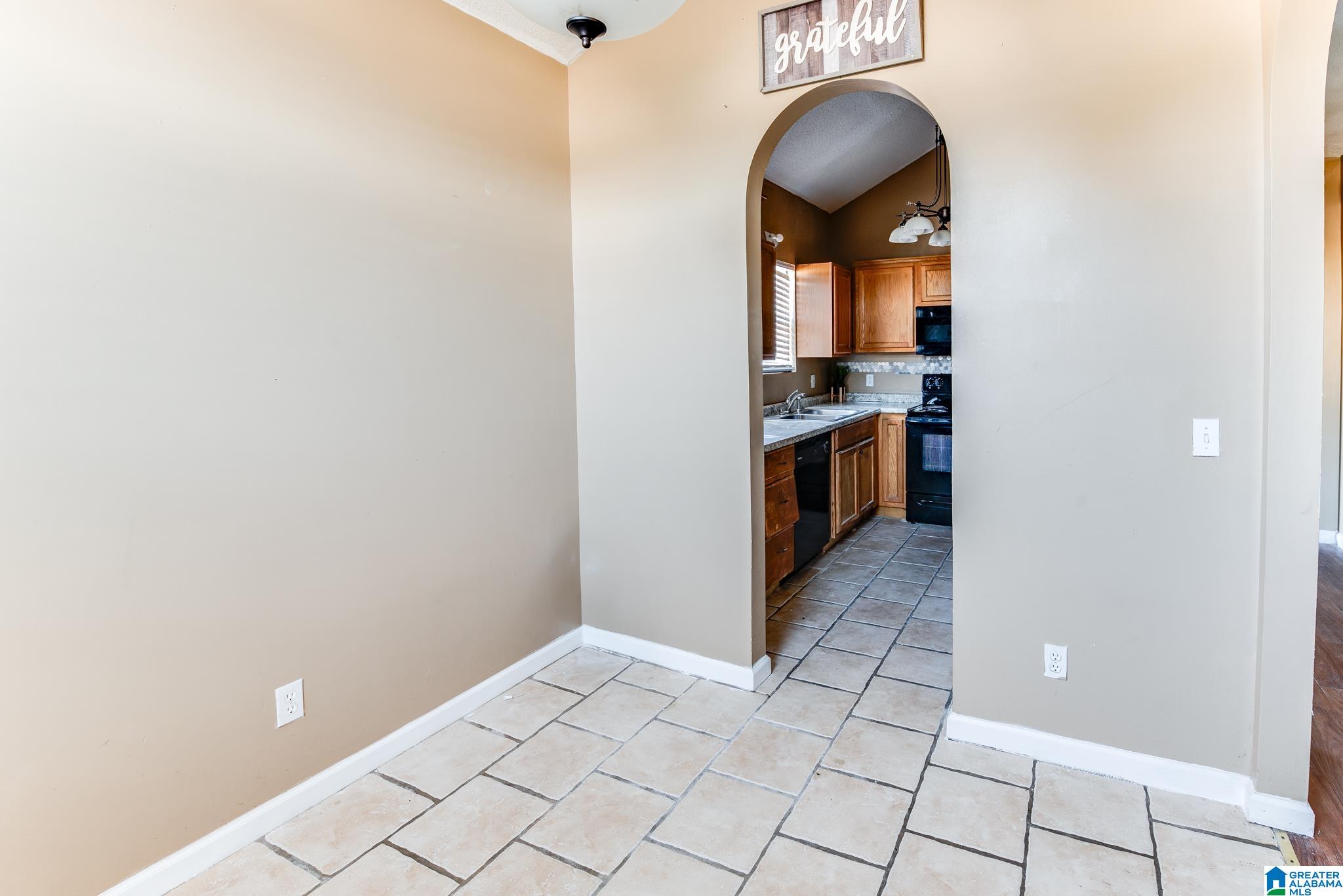 165 Roscommon Road Tuscaloosa, AL 35405 - Photo 23 of 36
