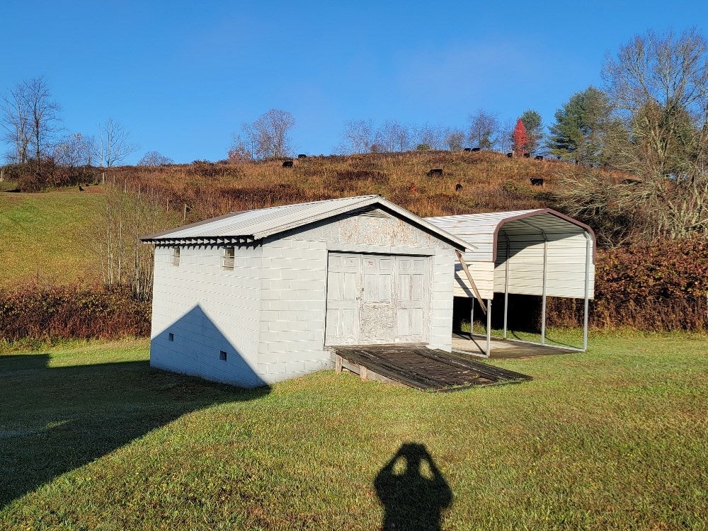 1800 Tower Road Galax, VA 24333 - Photo 17 of 21 Gallery Image 17