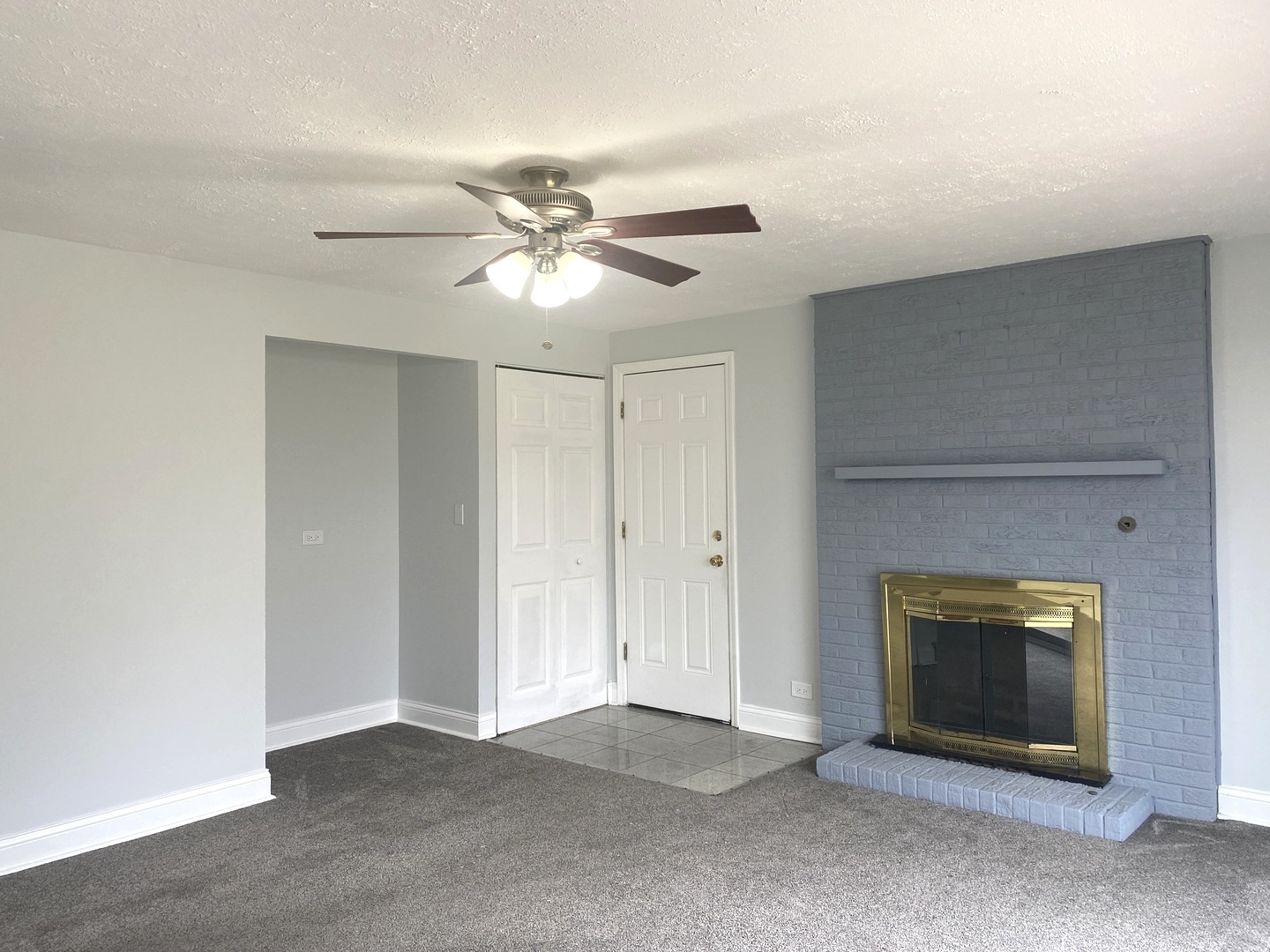602 North Pinecrest Road Bolingbrook, IL 60440 - Photo 13 of 34 Gallery Image 13