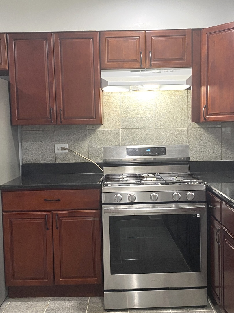 602 North Pinecrest Road Bolingbrook, IL 60440 - Photo 17 of 34 Gallery Image 17