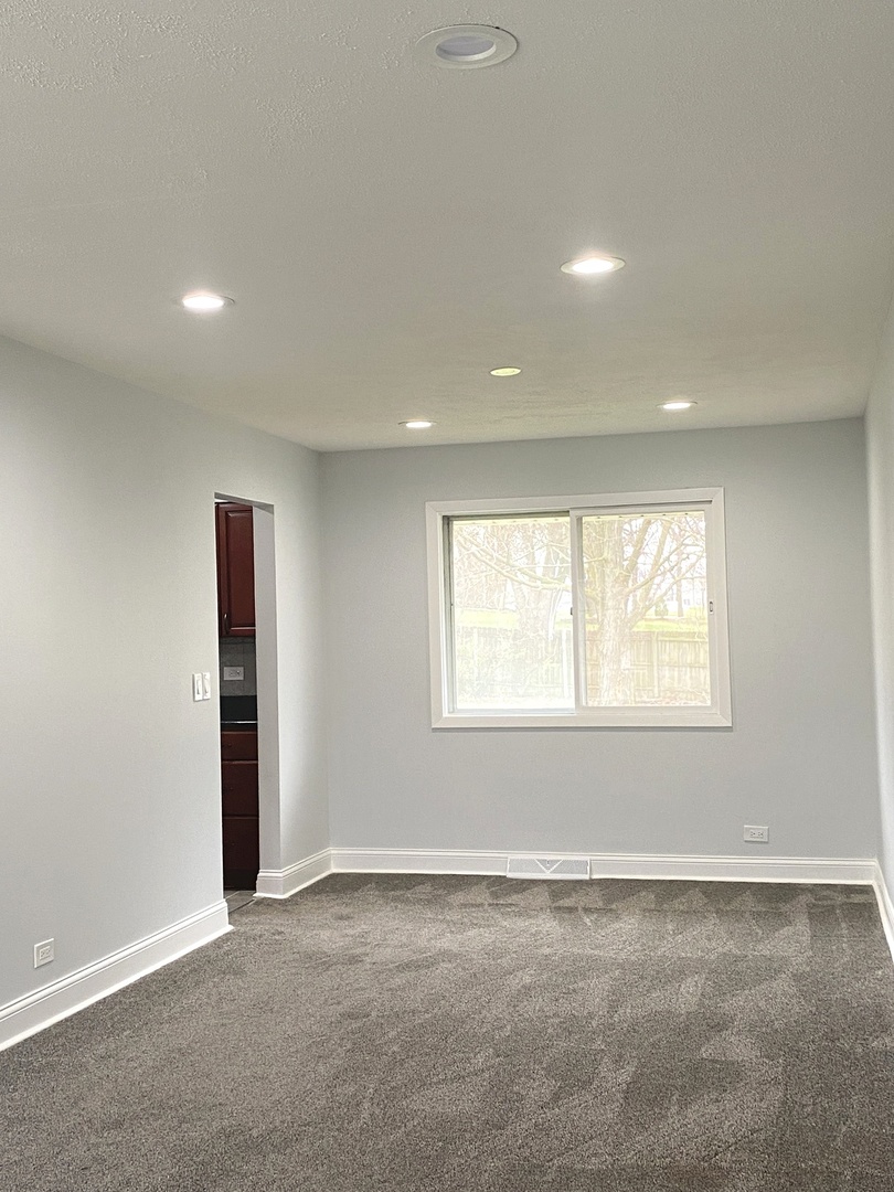 602 North Pinecrest Road Bolingbrook, IL 60440 - Photo 10 of 34 Gallery Image 10