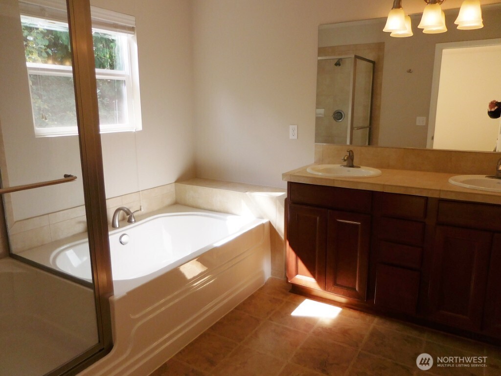 3024 183rd Place Southeast Bothell, WA 98012 - Photo 10 of 16