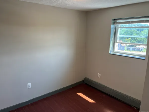 $1,600 | 32 Cook Avenue, Unit D24, Meriden, CT 06451