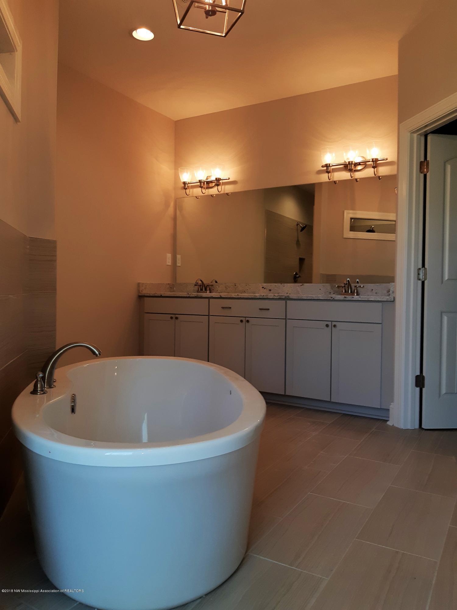 11284 Miller Road Olive Branch, MS 38654 - Photo 10 of 13 7MILLER6