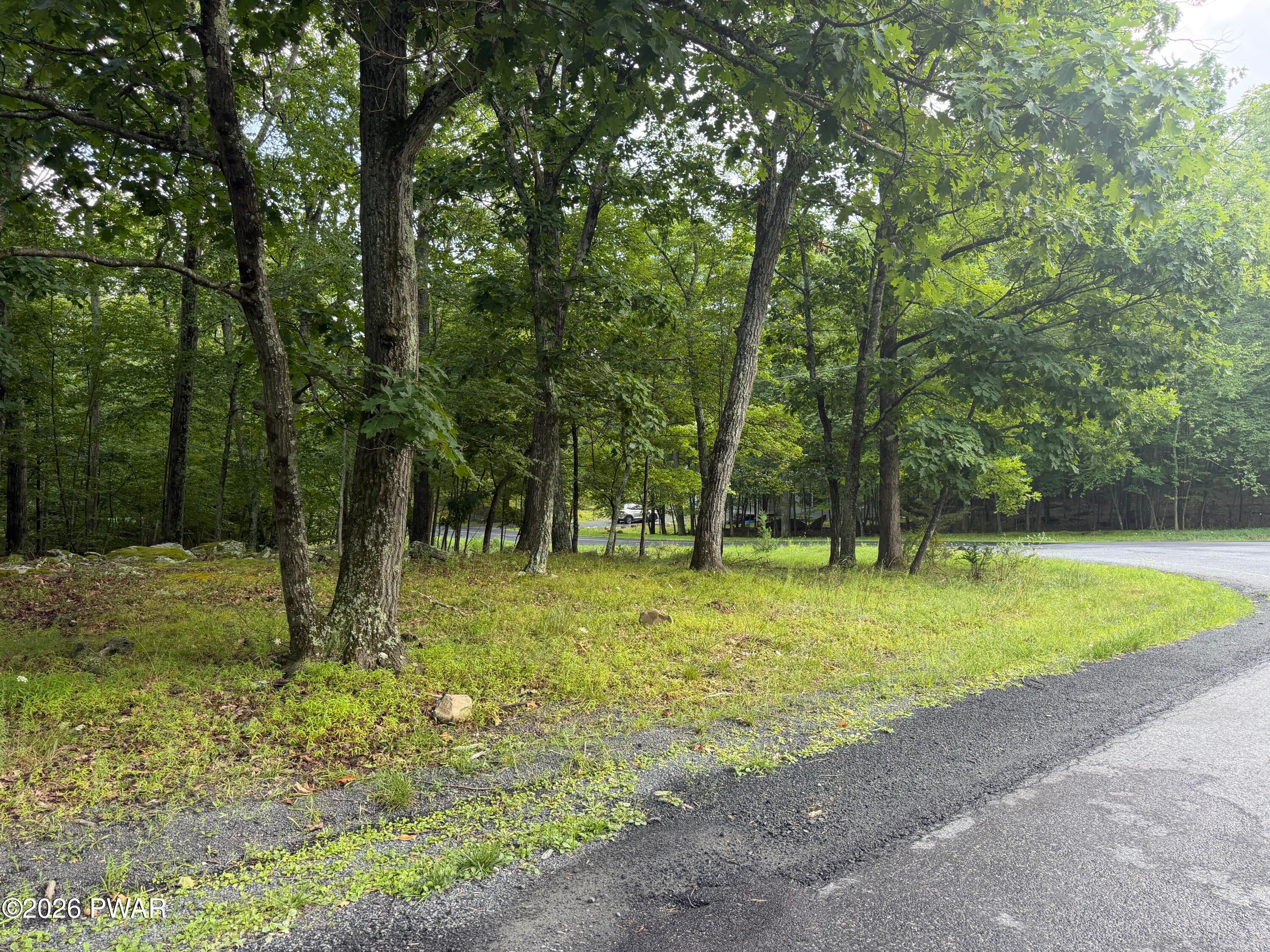 Lot 185 Gold Finch Road Bushkill, PA 18324 - Photo 2 of 11 Gallery Image 2