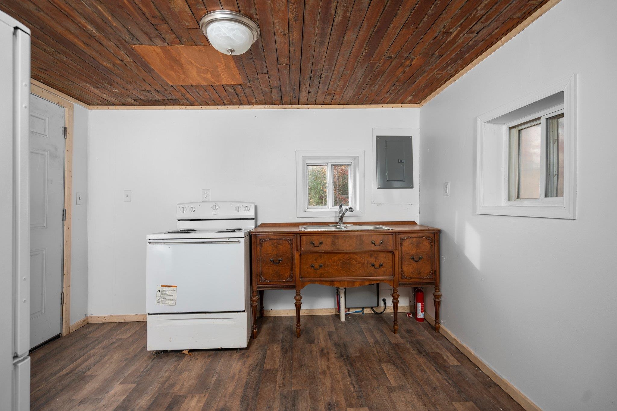 4255 Spencer Road Southeast Kalkaska, MI 49646 - Photo 7 of 33 Gallery Image 7