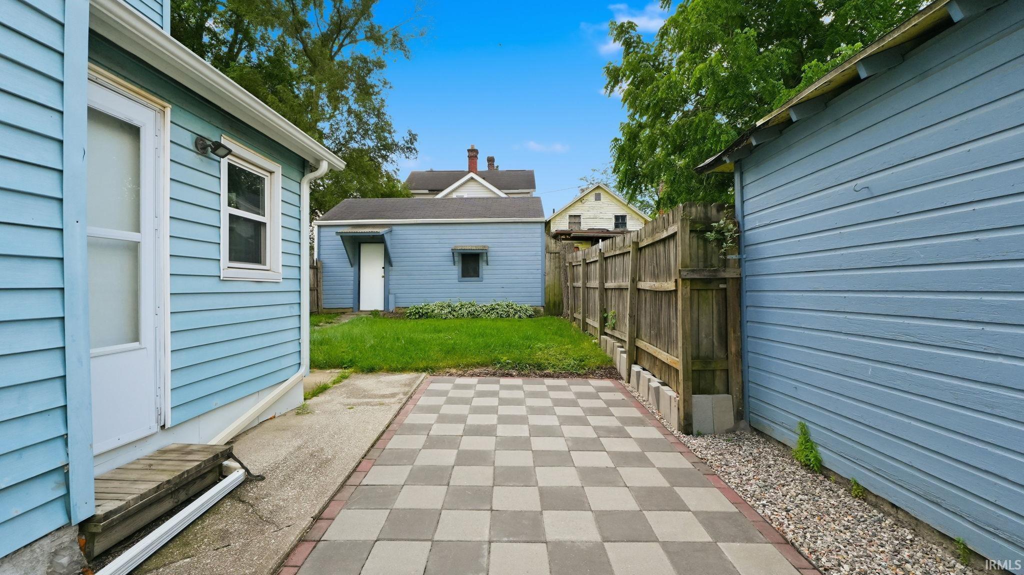 2016 Oakley Street Fort Wayne, IN 46802 - Photo 18 of 23
