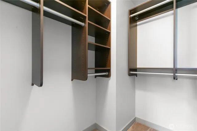 $799,000 | 10650 Northeast 9th Place, Unit 1423, Bellevue, WA 98004