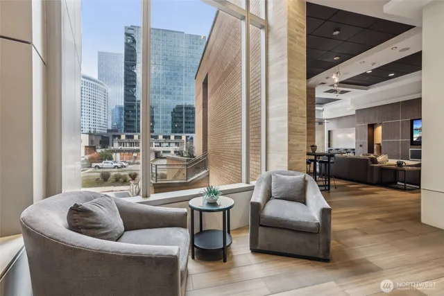 $799,000 | 10650 Northeast 9th Place, Unit 1423, Bellevue, WA 98004