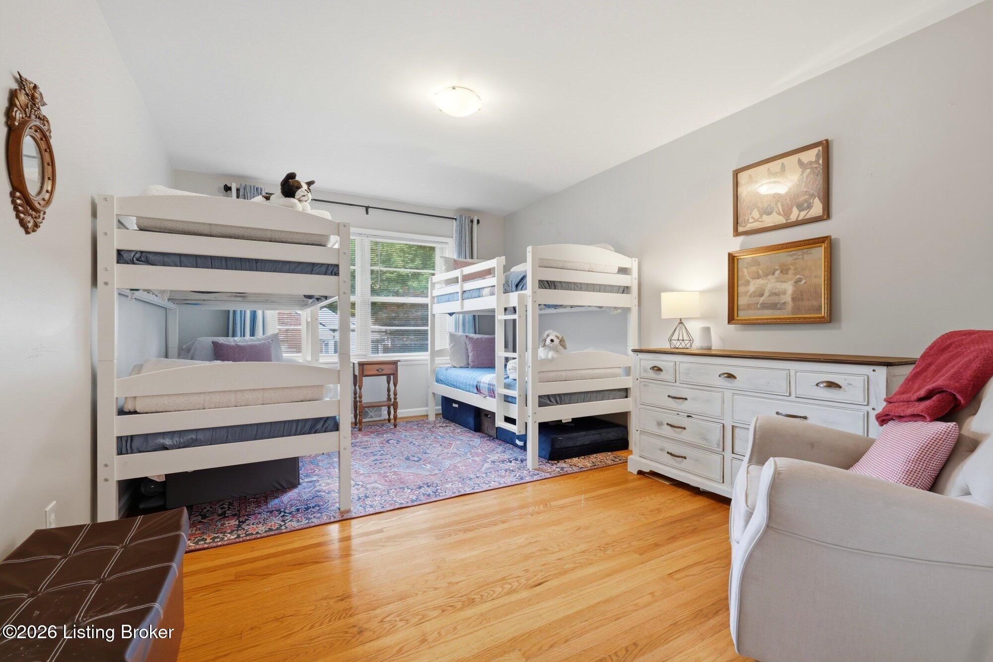 7302 Boxwood Road Louisville, KY 40222 - Photo 25 of 57 48-09-interior-bedroom3-7302-boxwood-080