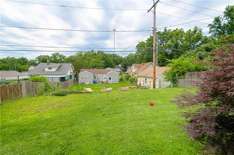 $300,000 | 1714 South Overton Avenue, Independence, MO 64052