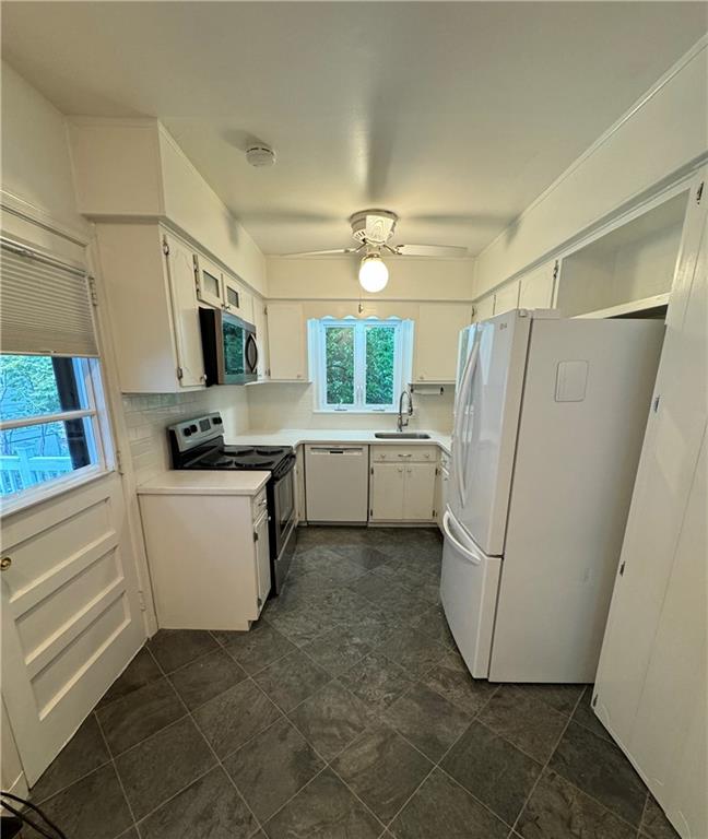 564 Wimbledon Road Northeast Atlanta, GA 30324 - Photo 8 of 21