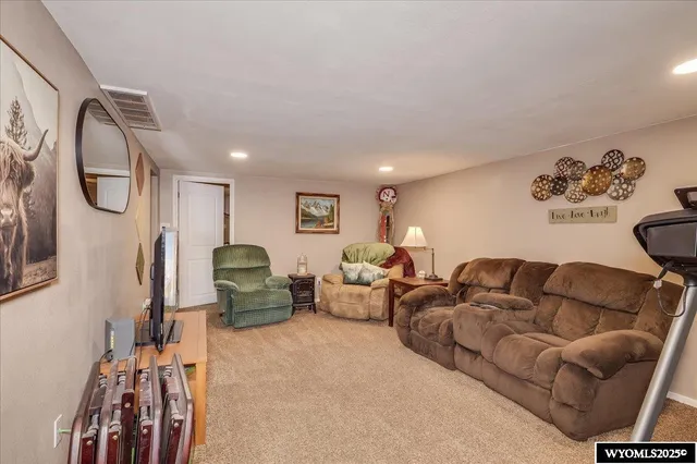 $225,000 | 1920 Davis Avenue, Gering, NE 69341