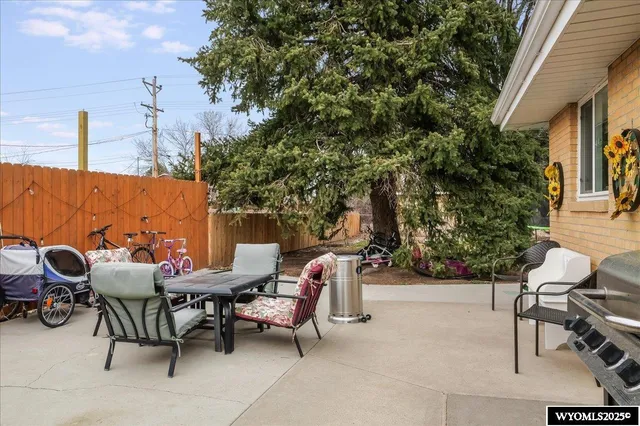 $225,000 | 1920 Davis Avenue, Gering, NE 69341