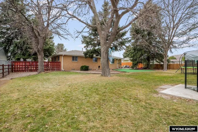 $225,000 | 1920 Davis Avenue, Gering, NE 69341