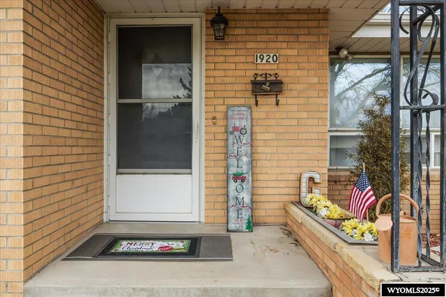 $225,000 | 1920 Davis Avenue, Gering, NE 69341