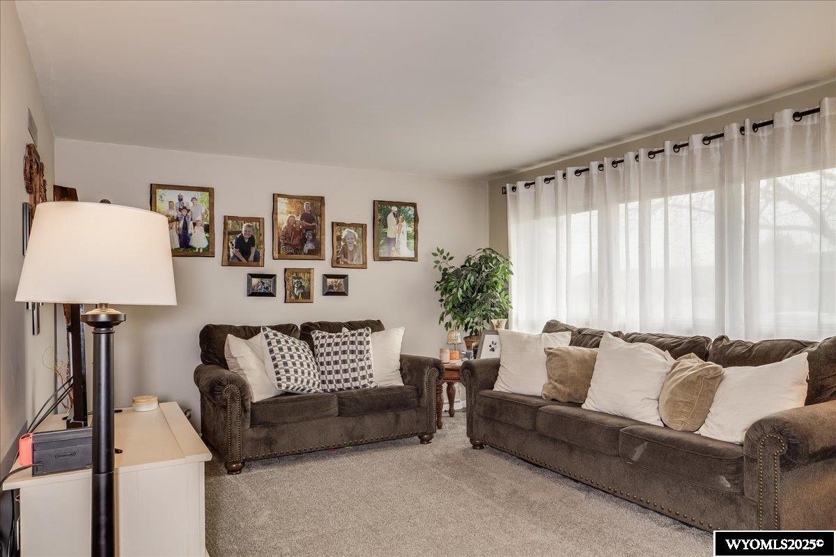 1920 Davis Avenue Gering, NE 69341 - Photo 8 of 39