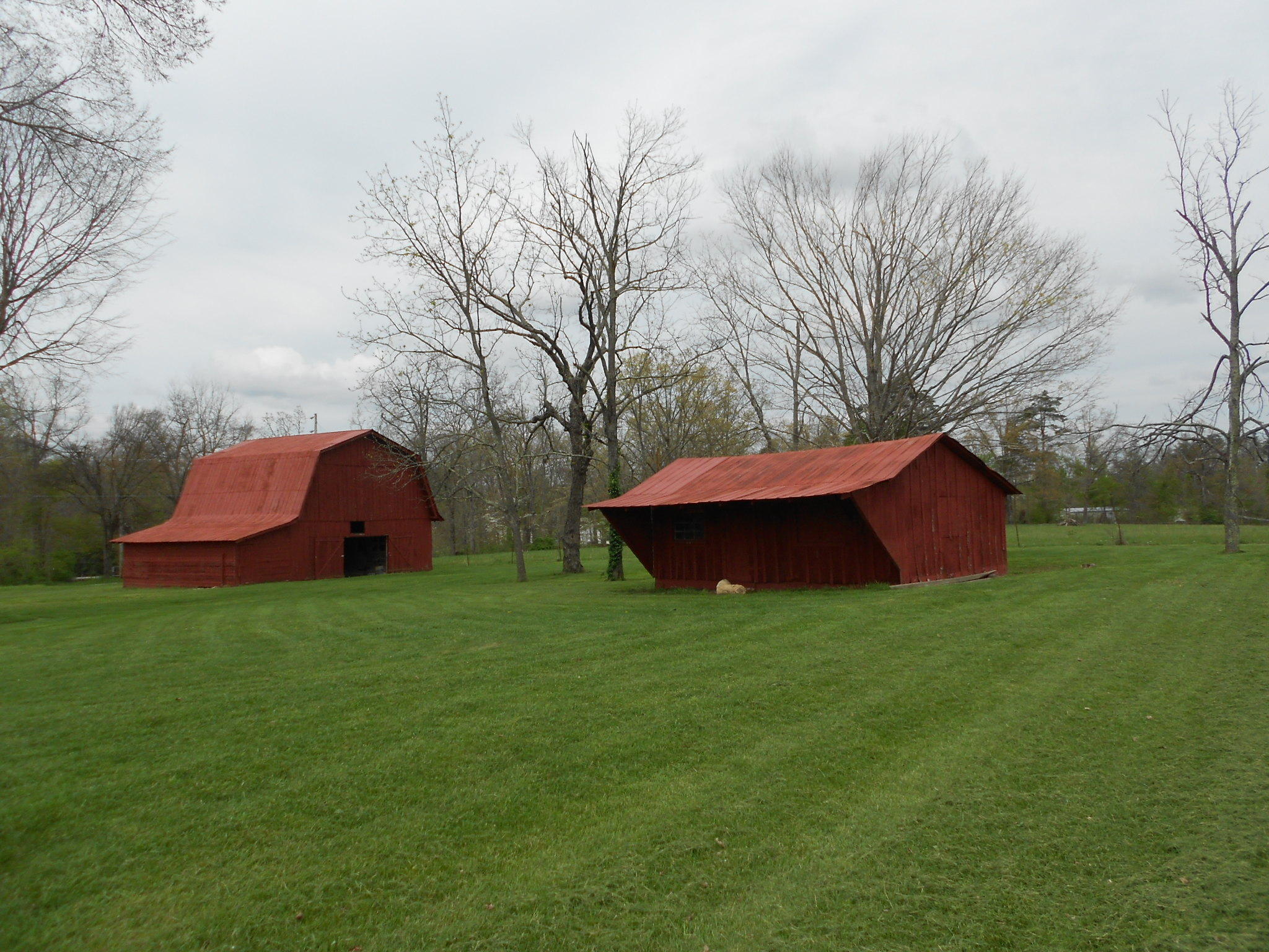 1740 Lawson Road Crossville, TN 38571 - Photo 6 of 26 6 Storage and barn
