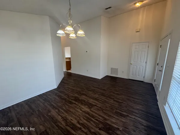 $1,975 | 7557 Cliff Cottage Drive, Jacksonville, FL 32244