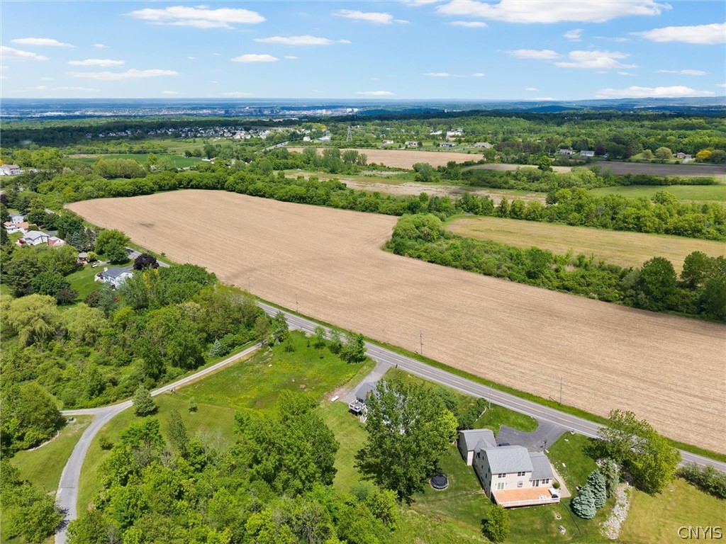 4557 Abbey Road Onondaga, NY 13215 - Photo 44 of 47