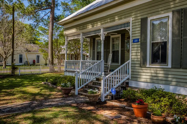 $670,000 | 235 Hickory Road, New Ulm, TX 78950