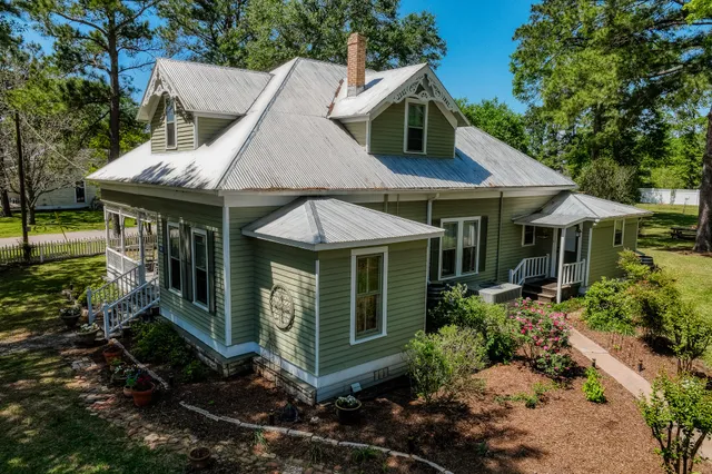 $670,000 | 235 Hickory Road, New Ulm, TX 78950