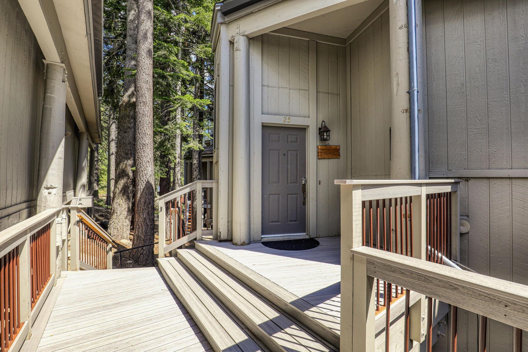 15470 Donner Pass Road, Unit 25 Truckee, CA 96161 - Photo 4 of 28 Gallery Image 4