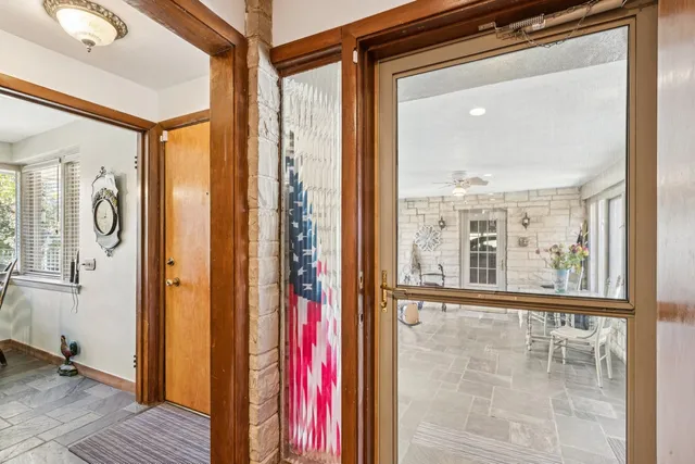 $724,900 | 1090 Roselle Road, Inverness, IL 60067