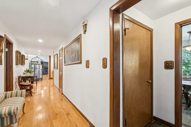 $724,900 | 1090 Roselle Road, Inverness, IL 60067