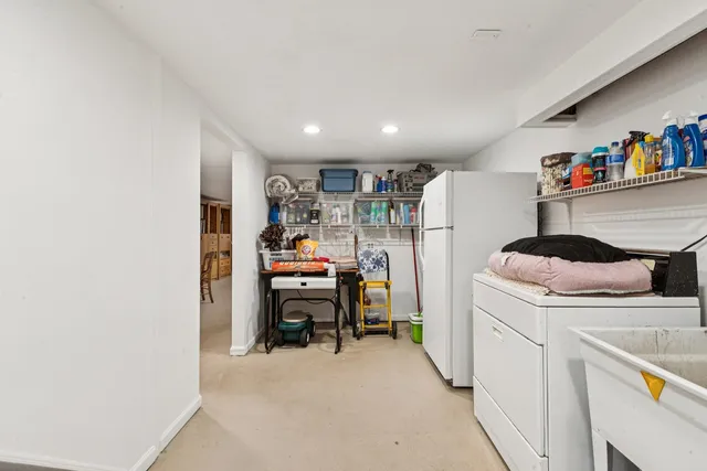 $724,900 | 1090 Roselle Road, Inverness, IL 60067