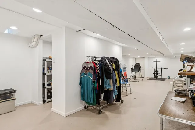 $724,900 | 1090 Roselle Road, Inverness, IL 60067